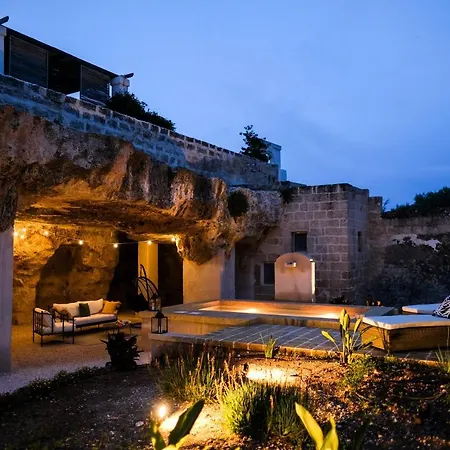 Masseria D'erchia אתר נופש
